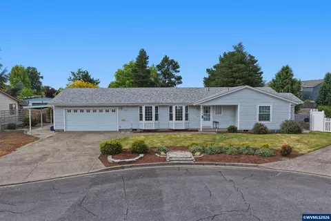 1305 Mulberry Dr, Woodburn, OR 97071