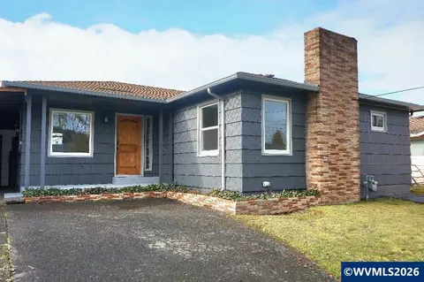 1298 Filbert St, Lebanon, OR 97355