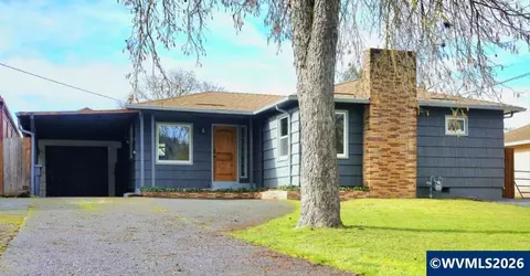 1298 Filbert St, Lebanon, OR 97355