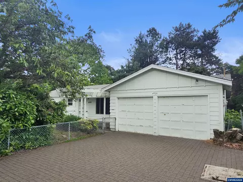 4926 Pullman Ave SE, Salem, OR 97302