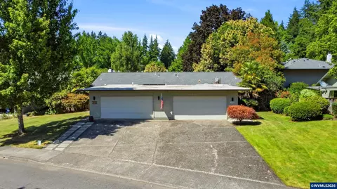 1035 Chestnut St NW, Salem, OR 97304