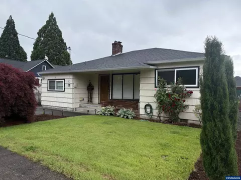 1137 N 4th St, Stayton, OR 97383