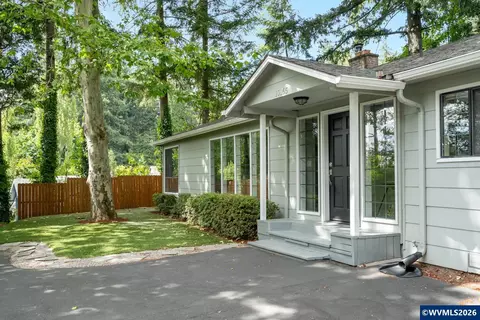 10165 SW Walker Rd, Beaverton, OR 97005