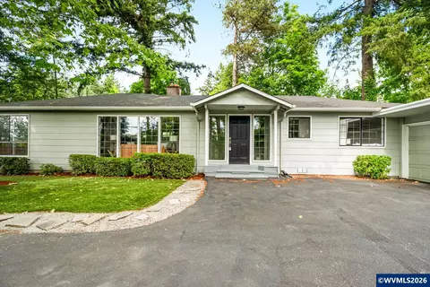 10165 SW Walker Rd, Beaverton, OR 97005