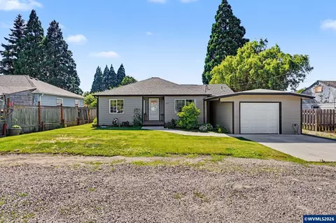 205 Kenwood Ave NE, Salem, OR 97301