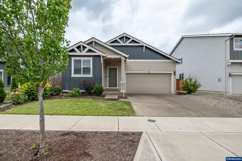 5055 Comet St NE, Salem, OR 97305