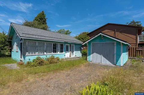 1019 N Franklin St, Seaside, OR 97138