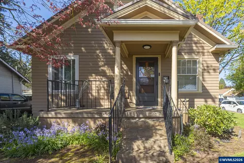 2595 Brooks Ave NE, Salem, OR 97301
