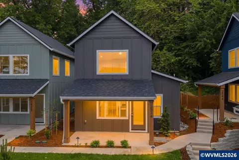 2592 Gilbert St SE, Salem, OR 97302
