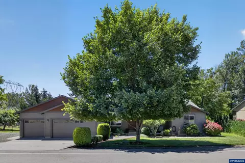 2648 Robinhood Ln NW, Albany, OR 97321