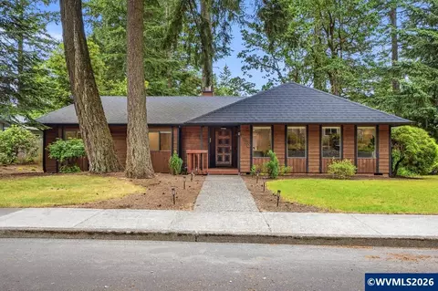 4580 Patriot Ct SE, Salem, OR 97302