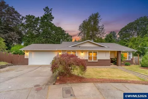 2095 Popcorn Ct NW, Salem, OR 97304