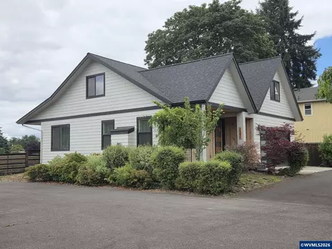 Exterior - 3346 Zane Ln, Eugene, OR 97404 photo 2 of 4