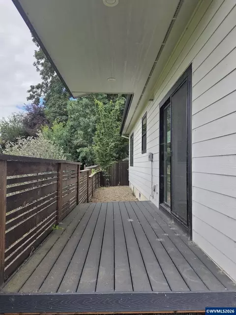 Exterior - 3346 Zane Ln, Eugene, OR 97404 photo 4 of 4