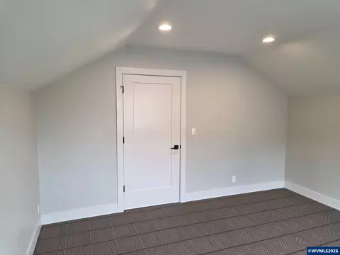Bedroom - 3346 Zane Ln, Eugene, OR 97404 photo 1 of 3