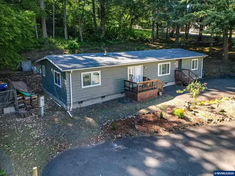 30202 Townsend Rd, Lebanon, OR 97355