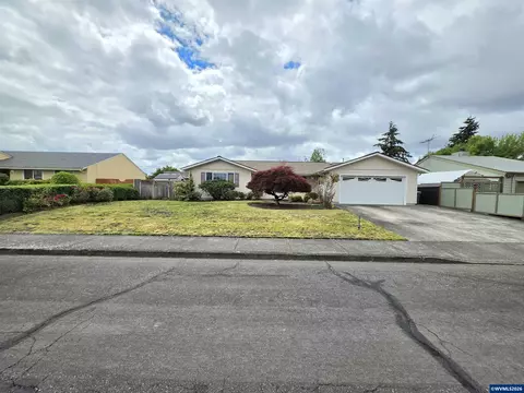 3651 Meadow Park Lp Lp NE, Salem, OR 97305