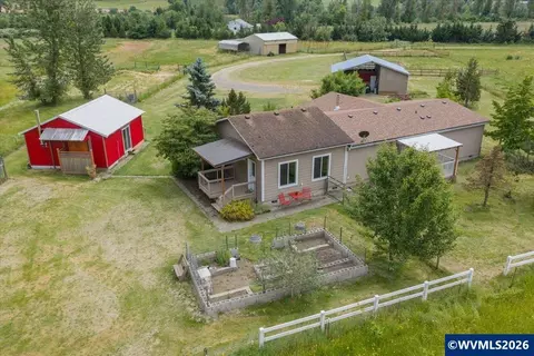 39096 Shelburn Dr, Scio, OR 97374