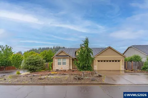 911 Ike Mooney Rd NE, Silverton, OR 97381