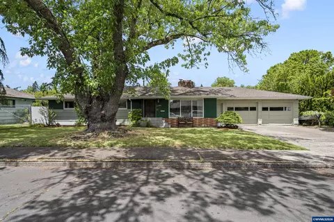 2595 Wooddale Ave NE, Salem, OR 97301