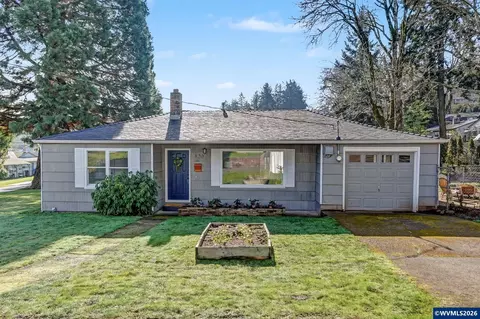 820 W Vista Ave S, Salem, OR 97302
