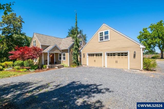 11255 Kroenig Rd, Amity, OR 97101