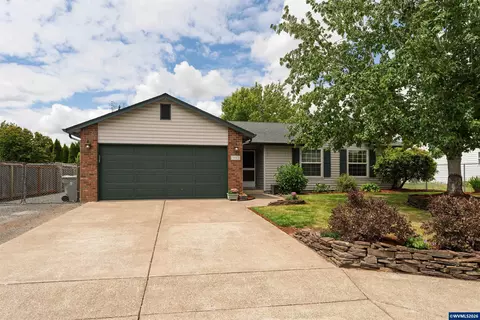 3002 S 7th Pl, Lebanon, OR 97355