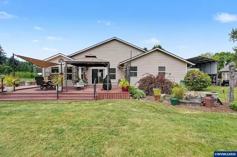 Exterior - 762 3rd St, Lyons, OR 97358 photo 9 of 11