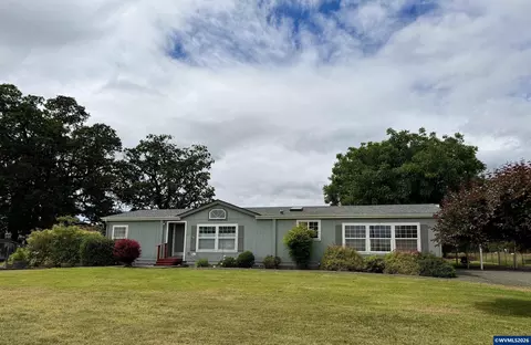 269 NW Woods Ln, Dallas, OR 97338