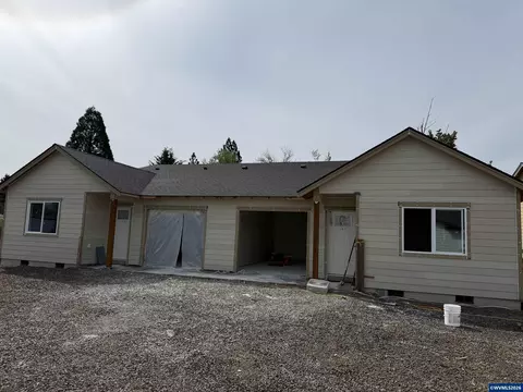 1183 37th Ct, Sweet Home, OR 97386