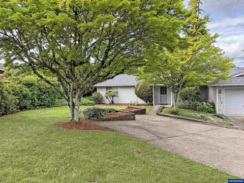 1716 Lincoln St NW, Albany, OR 97321