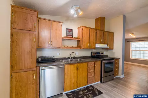 1949 SE Palmquist Rd #66, Gresham, OR 97080 photo 10