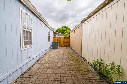 1949 SE Palmquist Rd #66, Gresham, OR 97080 photo 34