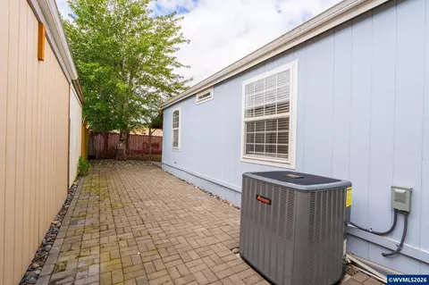 1949 SE Palmquist Rd #66, Gresham, OR 97080 photo 35