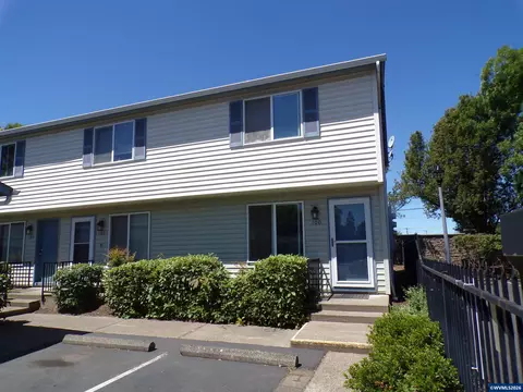 4792 Lancaster Apt 100 Dr NE, Salem, OR 97305