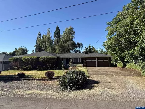 868 Charles Ave S, Salem, OR 97302
