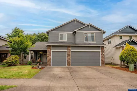 2333 Mountain River Dr, Lebanon, OR 97355