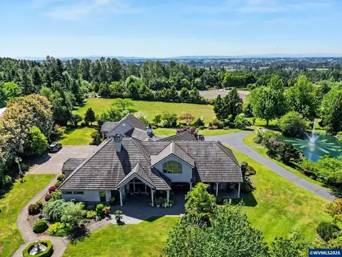 630 Eureka Ave, Silverton, OR 97381