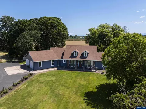 23522 Caffey Ln, Aurora, OR 97002