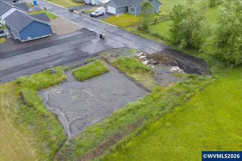 1220 49th Ave, Sweet Home, OR 97386