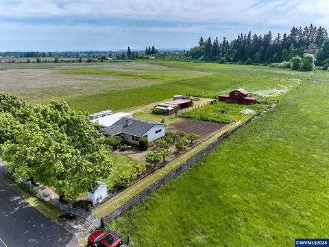 View/Area - 5724 Anderson Rd S, Aurora, OR 97002 photo 2 of 4