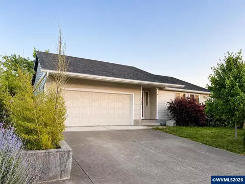 4623 Live Oak St, Sweet Home, OR 97386