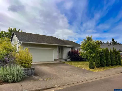 4623 Live Oak St, Sweet Home, OR 97386