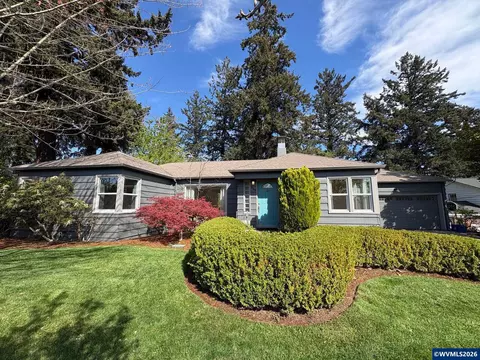 2742 Bluff Ave SE, Salem, OR 97302