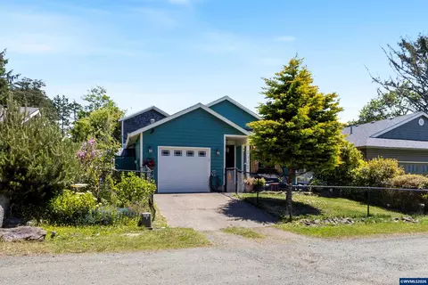 3468 NW Marine Ave, Lincoln City, OR 97367