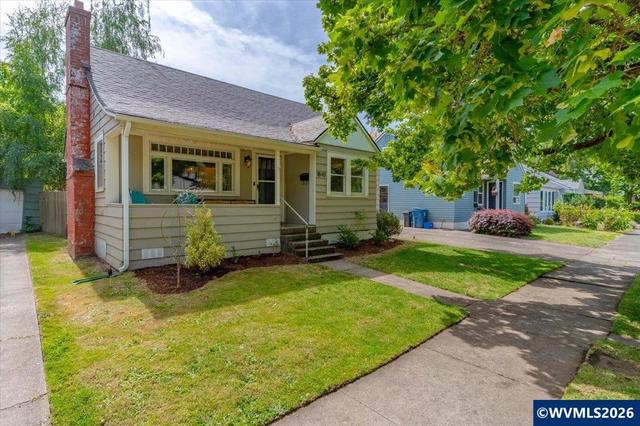 1840 Cottage St NE, Salem, OR 97301