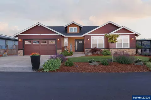506 Fawn Ln, Philomath, OR 97370