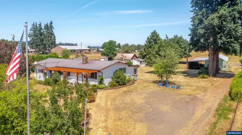 37663 Kgal Rd, Lebanon, OR 97355