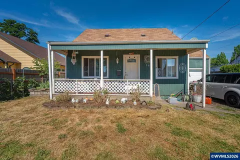 1955 Warner St NE, Salem, OR 97301