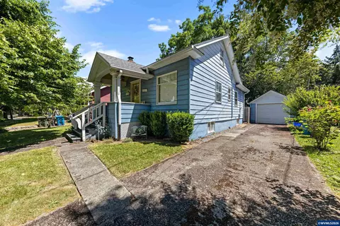 442 23rd St SE, Salem, OR 97301